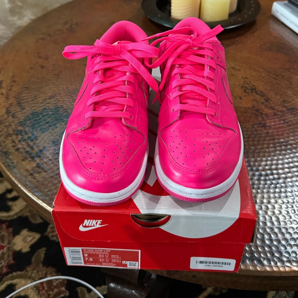 Nike Dunk Low - Women’s size 9 (fits like 8.5)